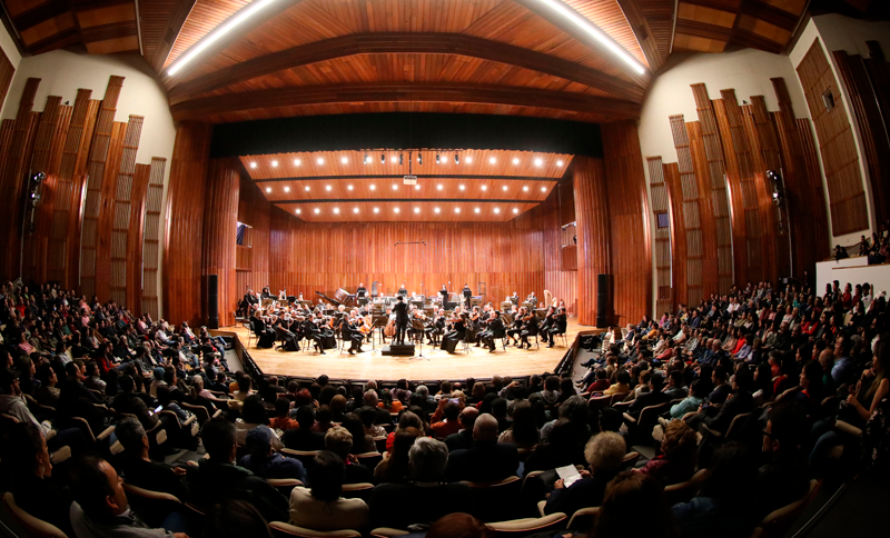 Encuentro filarmónico en el Auditorio León de Greiff