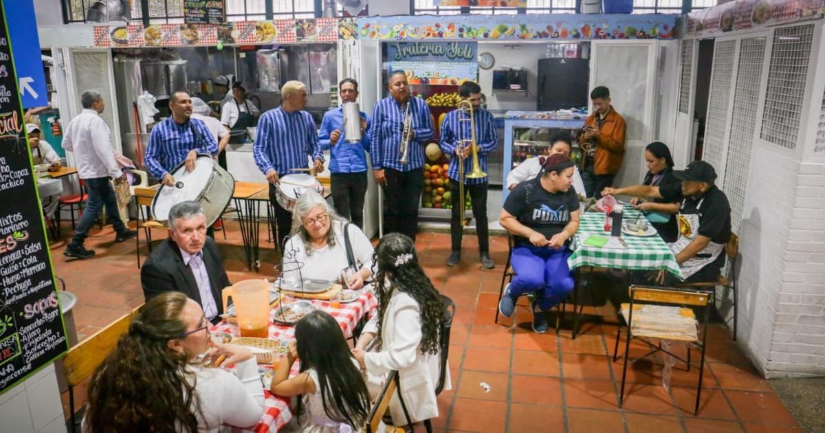 Bogotá celebra 80 años de la Plaza de Mercado La Perseverancia 