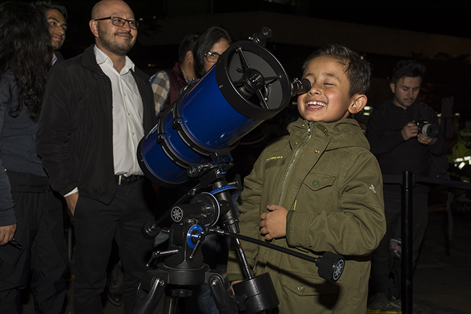 Cómo mirar la superluna