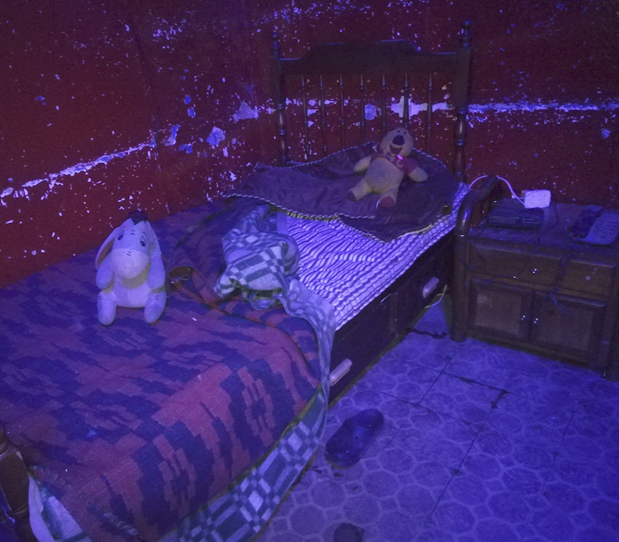 Habitaciones como esta eran utilizadas para la prostitución en locales del Bronx - Foto: Portal Web.