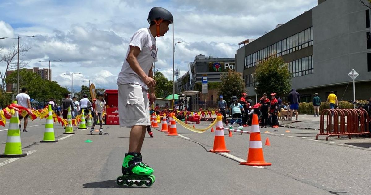 Punto de ciclovía en patines