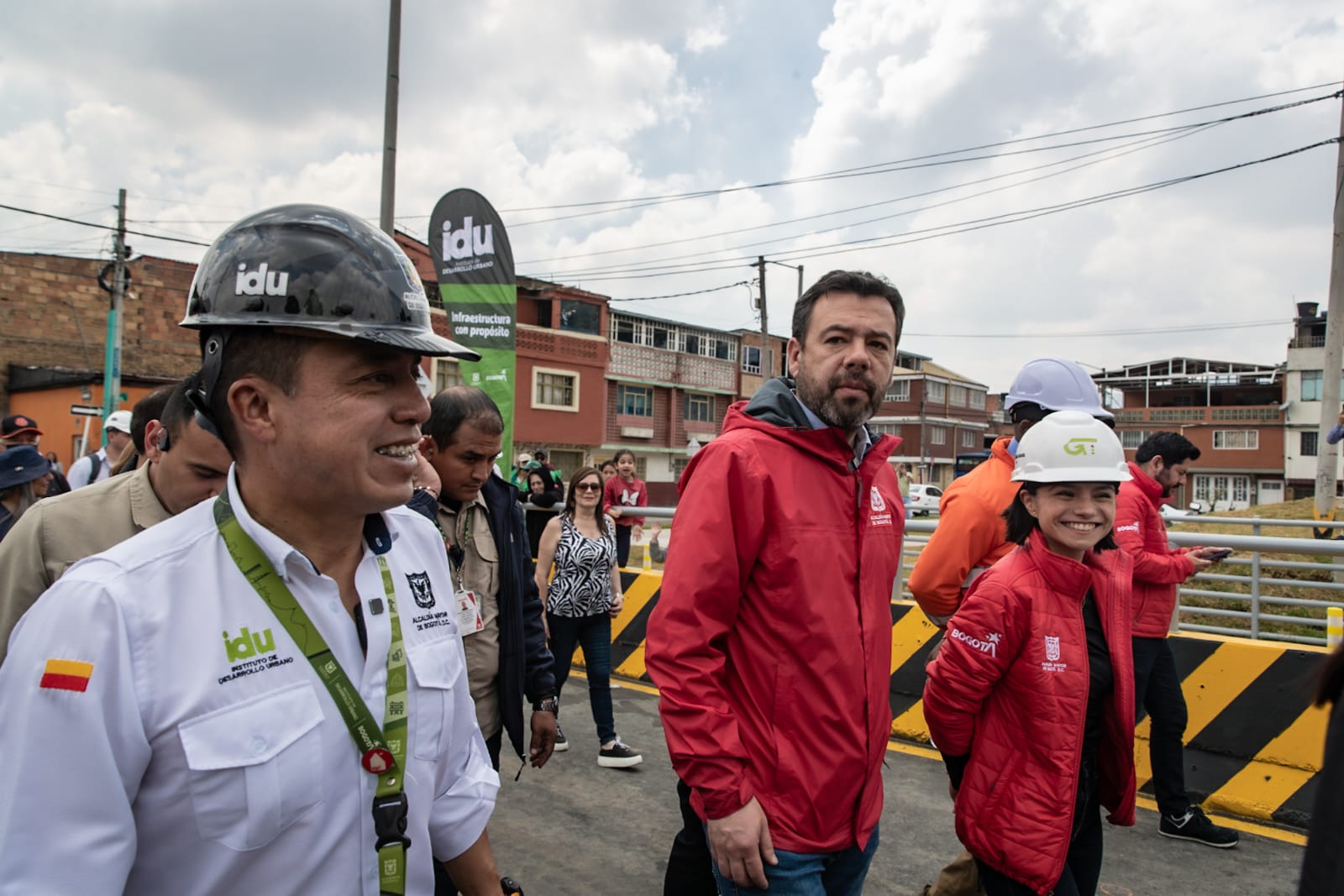 Movilidad en Bogotá Distrito entrega puente vehicular San Agustín