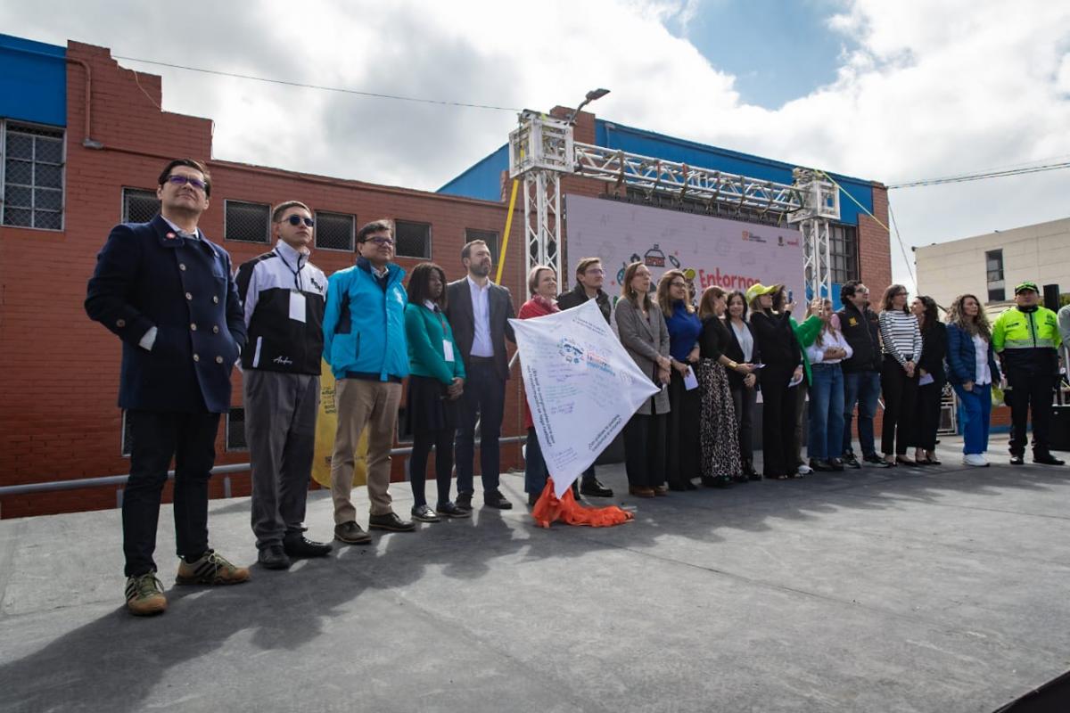 equipo ‘Entornos Escolares Inspiradores’ es la gran apuesta que convoca la acción interinstitucional del Distrito.