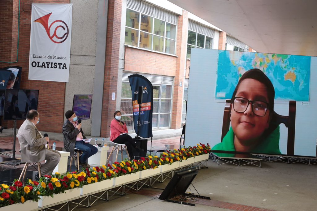 Francisco Vera en el Foro Educativo Distrital