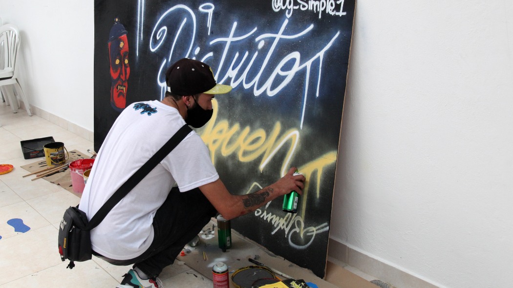 Joven pintor en Hitaca