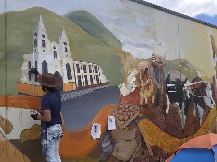 Parte del mural.