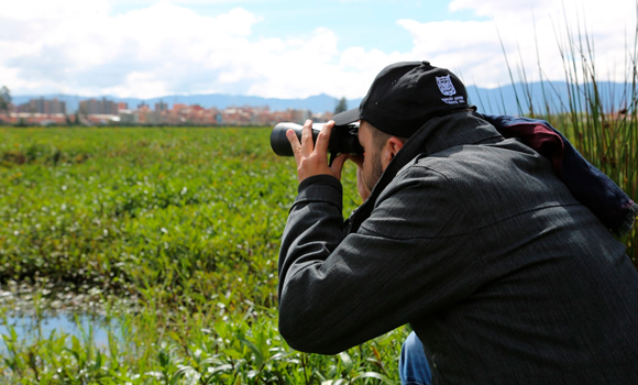 Así es el día a día de una guardiana ambiental - FOTO: Prensa Acueducto de Bogotá