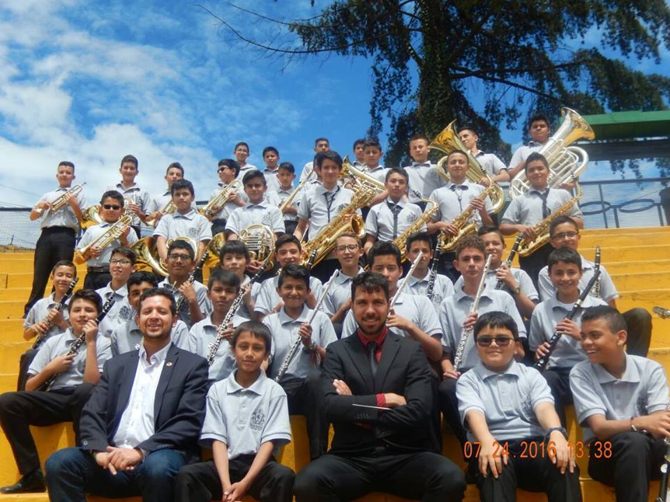 Colegio Juan del Rizzo