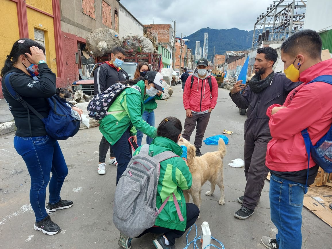 La alcaldesa (e) Local de Mártires, Tatiana Piñeros realizó un recorrido por varios puntos de la localidad - FOTO: Prensa Mártires