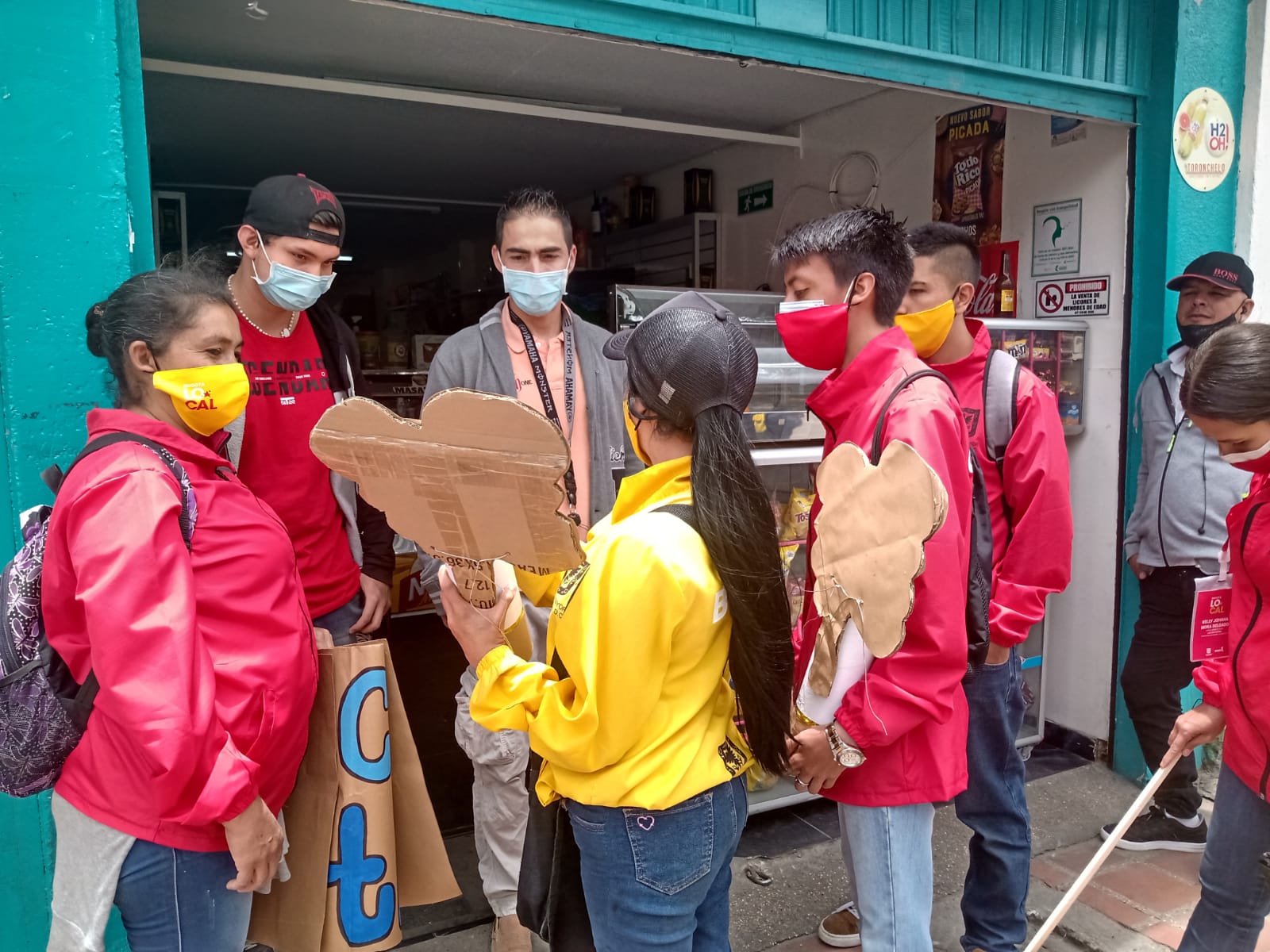 La alcaldesa (e) Local de Mártires, Tatiana Piñeros realizó un recorrido por varios puntos de la localidad - FOTO: Prensa Mártires