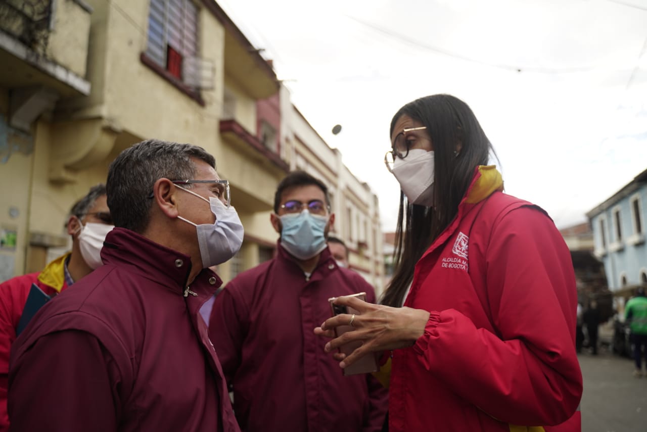 La alcaldesa (e) Local de Mártires, Tatiana Piñeros realizó un recorrido por varios puntos de la localidad - FOTO: Prensa Mártires