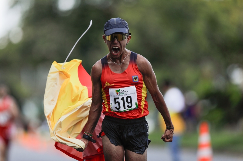 Mateo Romero en Atletismo 