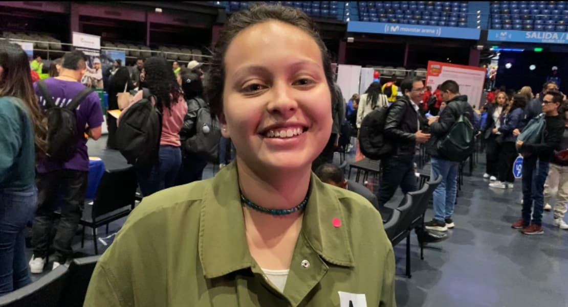 Megaferia de Empleo en Bogotá 2025 Movistar Arena con 15.000 vacantes historia de Estefania Garzón