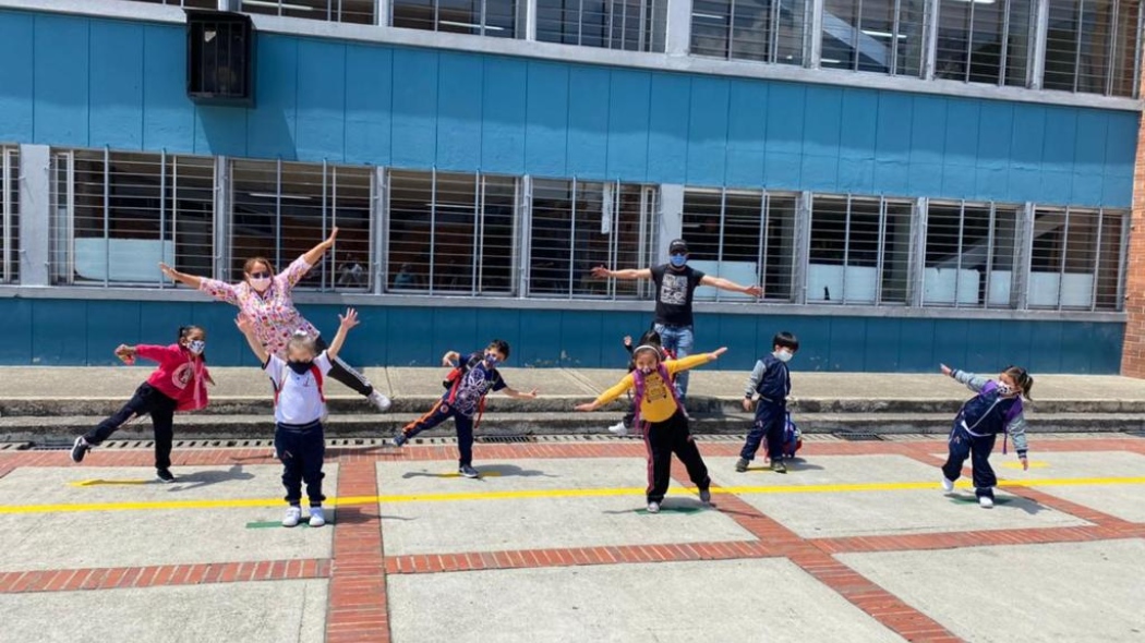 Niños en colegio