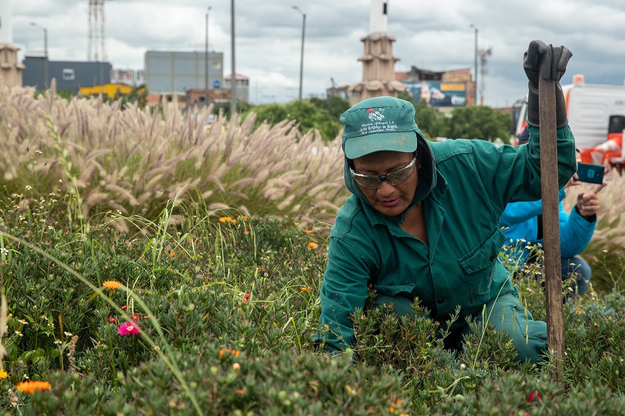 Trabajos de restauración en el Monumento a las Banderas - Foto: Comunicaciones Alcaldía Bogotá / Andrés Sandoval