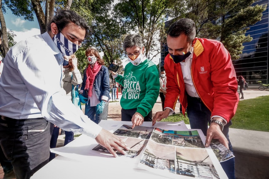 Alcaldesa recorrió obras en la localidad de Chapinero - Foto: Comunicaciones Alcaldía Bogotá