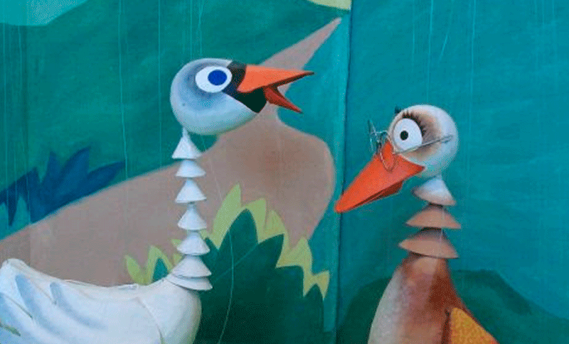 Teatro infantil: El patito feo en Hilos Mágicos