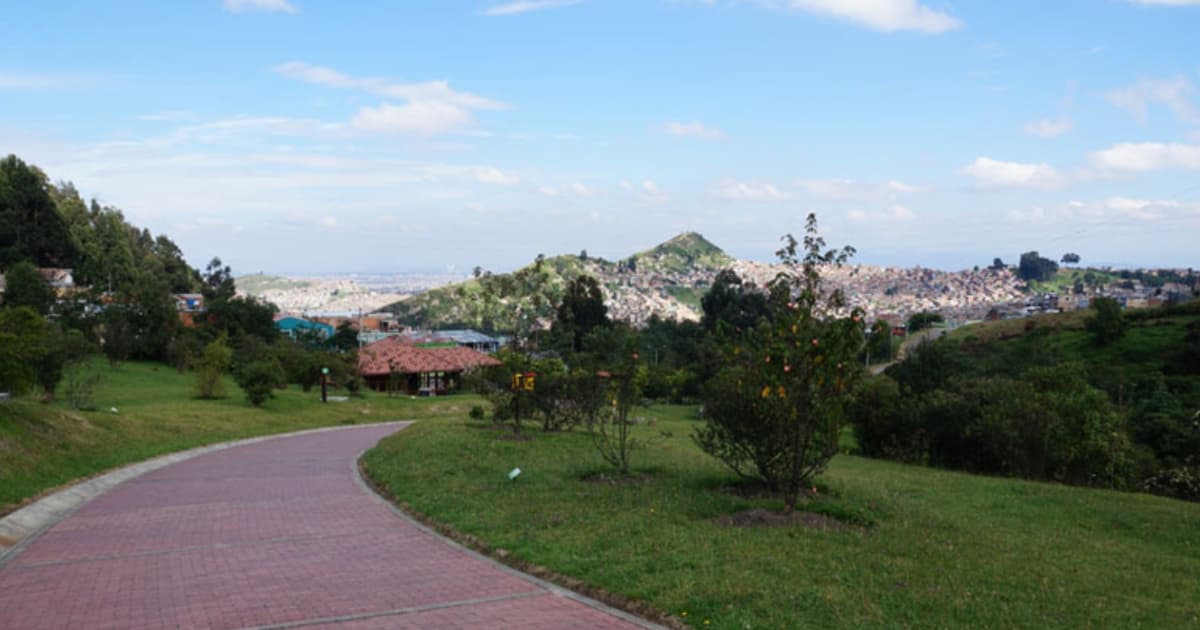 Planes en Bogotá: Parque Entrenubes, un mirador y atractivo natural 