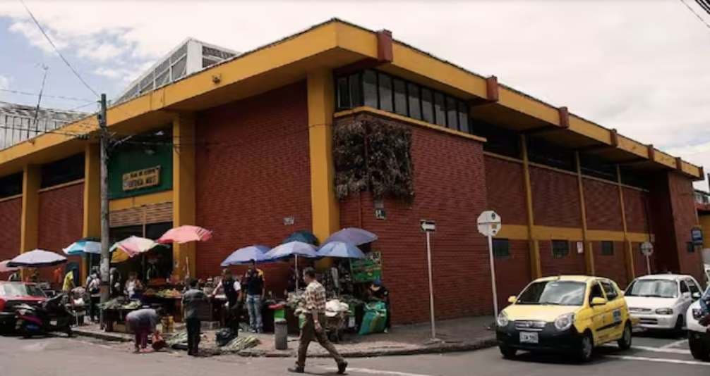 Planes en Bogotá_ restaurantes y gastronomía Plaza Distrital Mercado Siete de Agosto