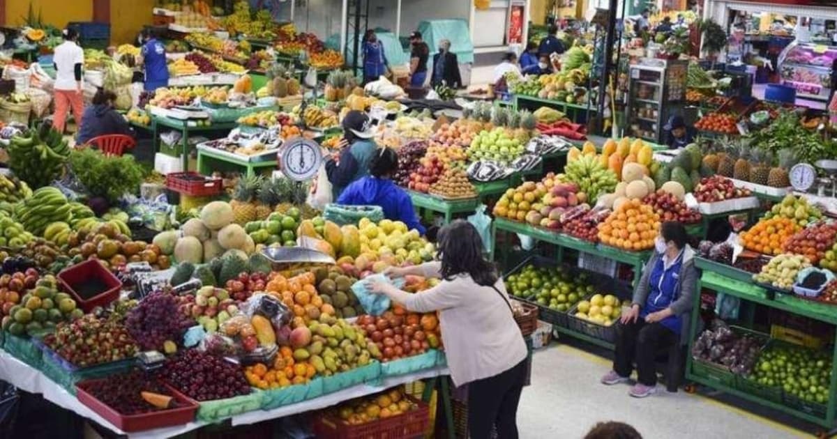 Plazas de Mercado Bogotá compra productos de cenas Navidad y Año Nuevo