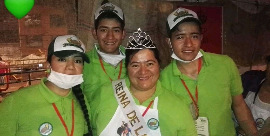 Reina de la chicha e hijos