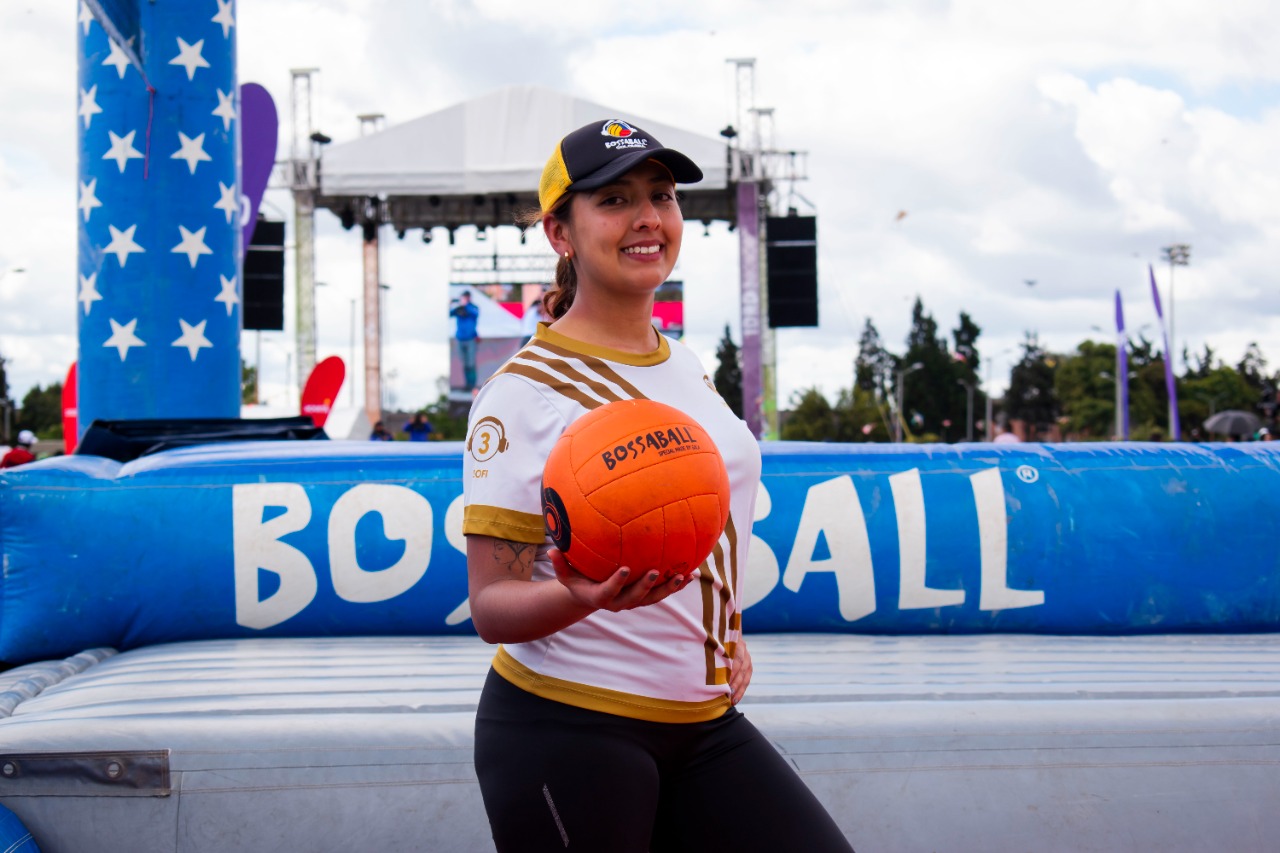 Practicante de bossaball