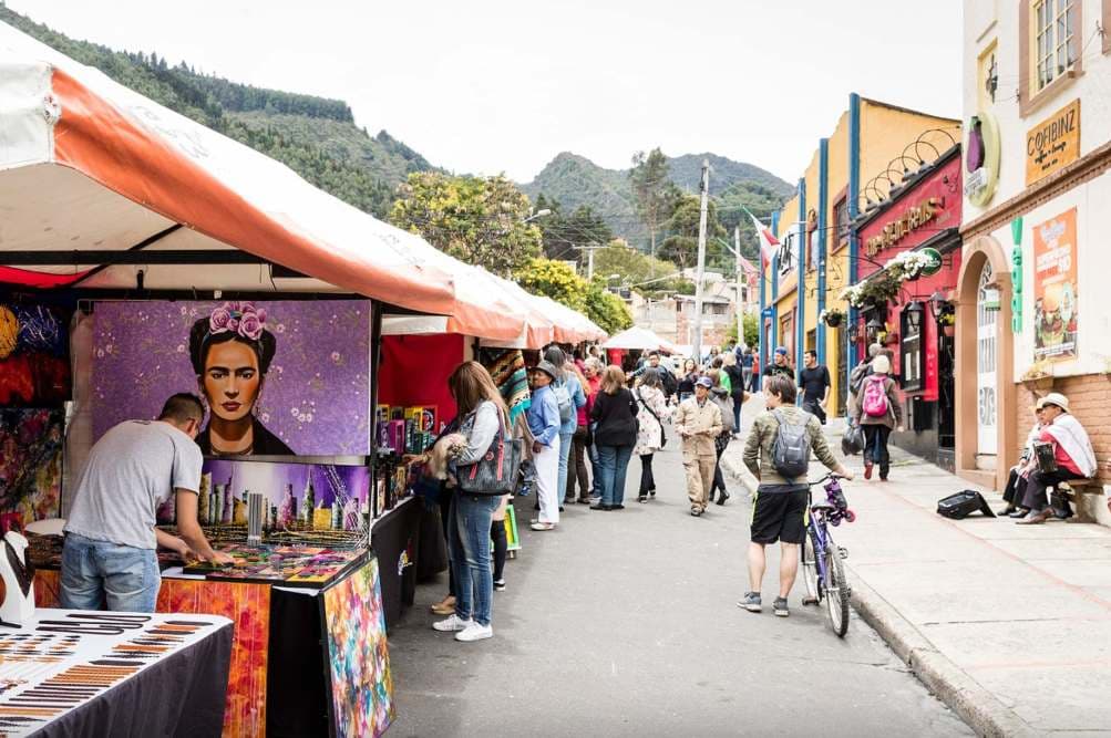 Turismo en Bogotá_ Plaza Fundacional de Usaquén, sabor e historia 3