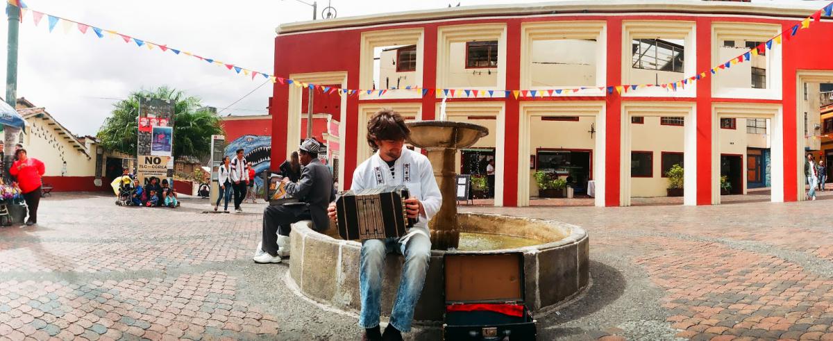 Turismo en Bogotá_Chorro de Quevedo en el centro histórico 2