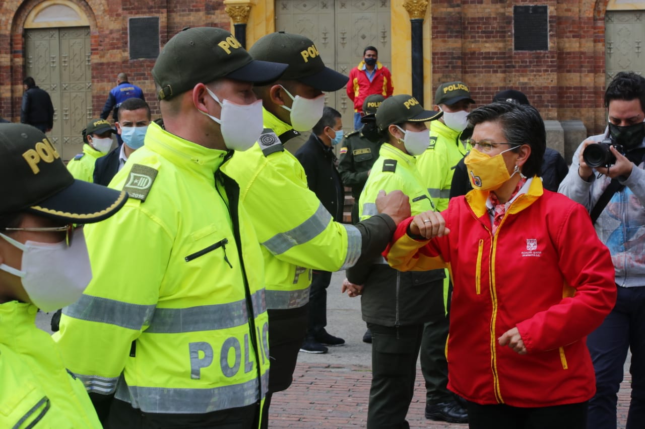 Entrega de 117 vehículos para mejorar la seguridad de la ciudad - FOTO: Consejería de Comunicaciones