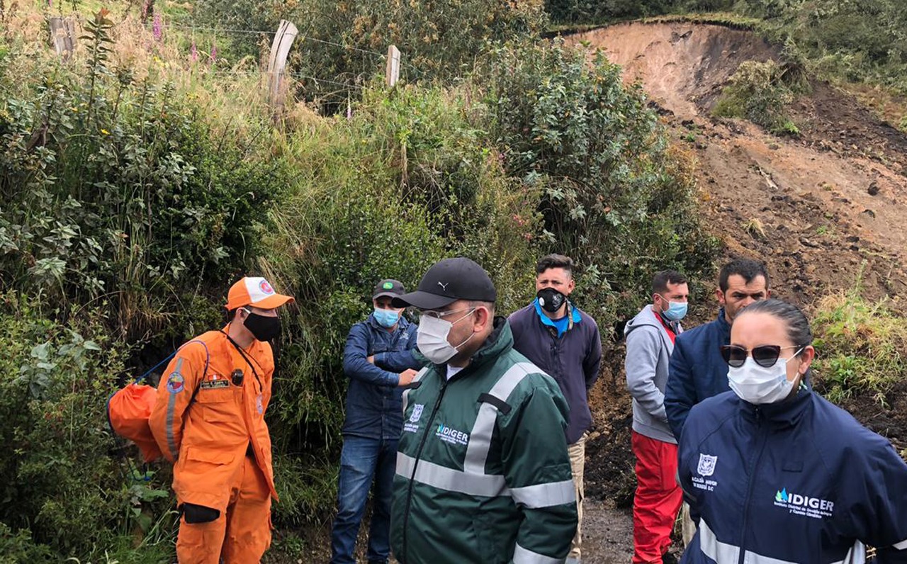 Las fuertes lluvias afectaron por lo menos 16 puntos en la ciudad - FOTO: Prensa IDIGER