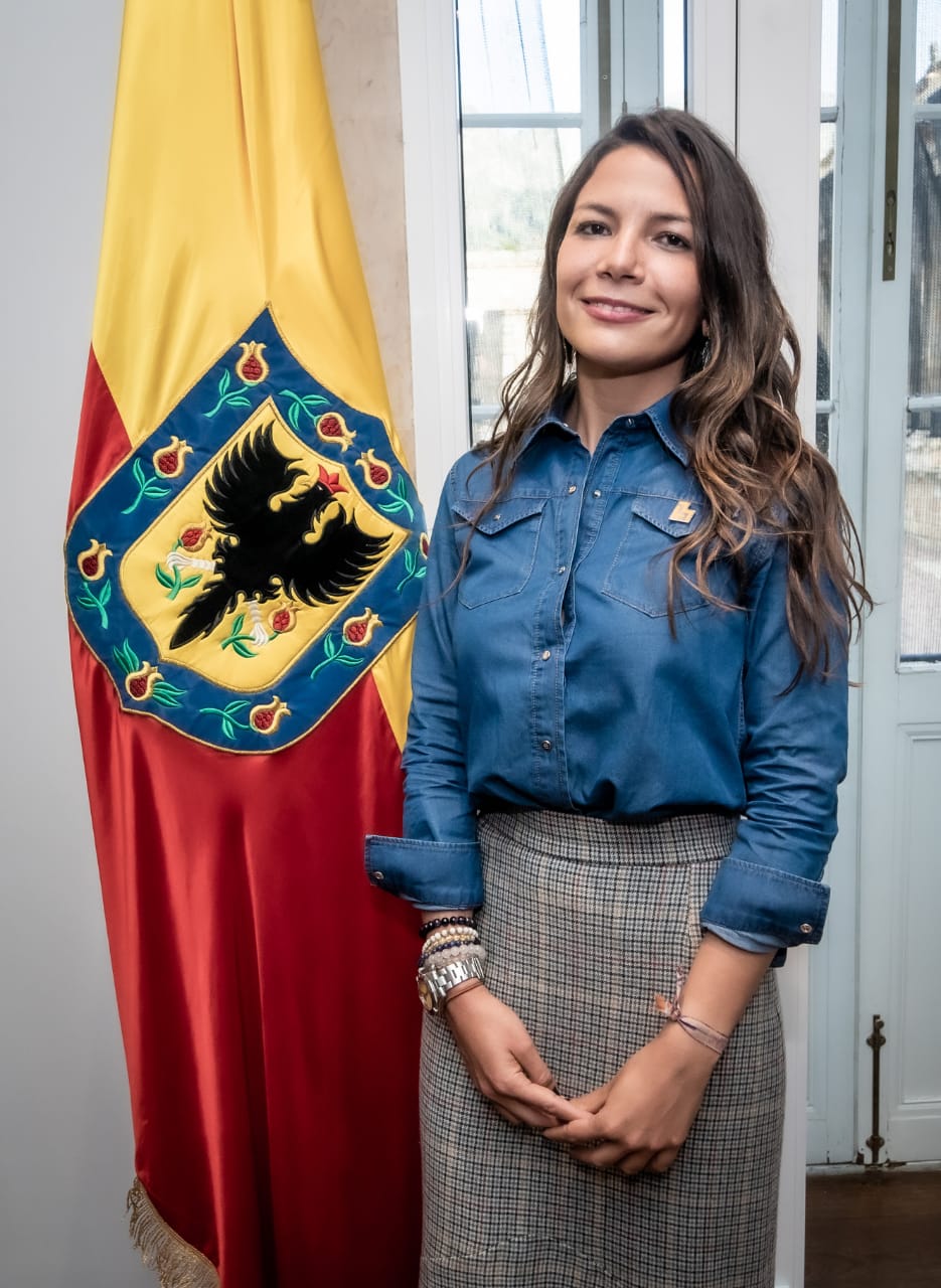 Nueva directora FUGA.