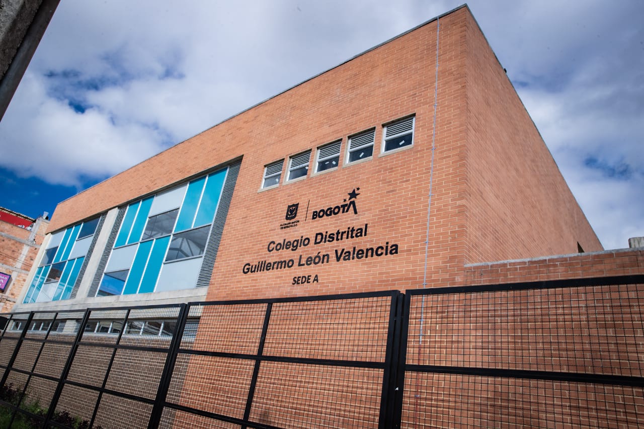 Colegio Guillermo León Valencia