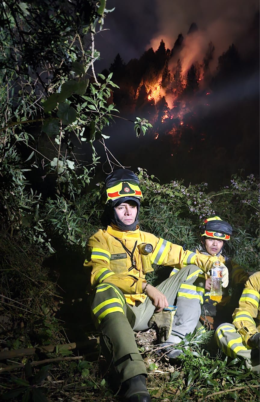 Esta foto fue tomada el día de los incendios forestales en los cerros Orientales de Bogotá. 