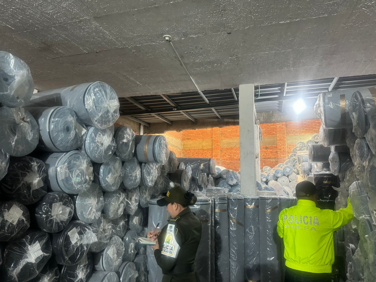 Centros de acopio en el barrio Eduardo Santos y en la localidad de Engativá y Puente Aranda.