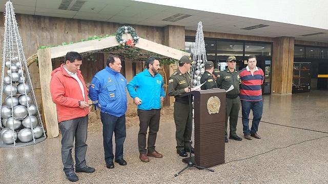 Durante la celebración de la Noche Buena 5 personas resultaron afectadas por quemaduras por pólvora en la ciudad, esto quiere decir que se registró una reducción del 50% en comparación con el mismo día del año anterior. De los cinco casos registrados ninguno es de gravedad. Los hechos se presentaron en Engativá, Kennedy y Rafael Uribe Uribe, es decir, en 17 localidades no hubo personas quemadas por pólvora. En los cinco casos mencionados es importante aclarar que ninguna de las quemaduras registra graveda