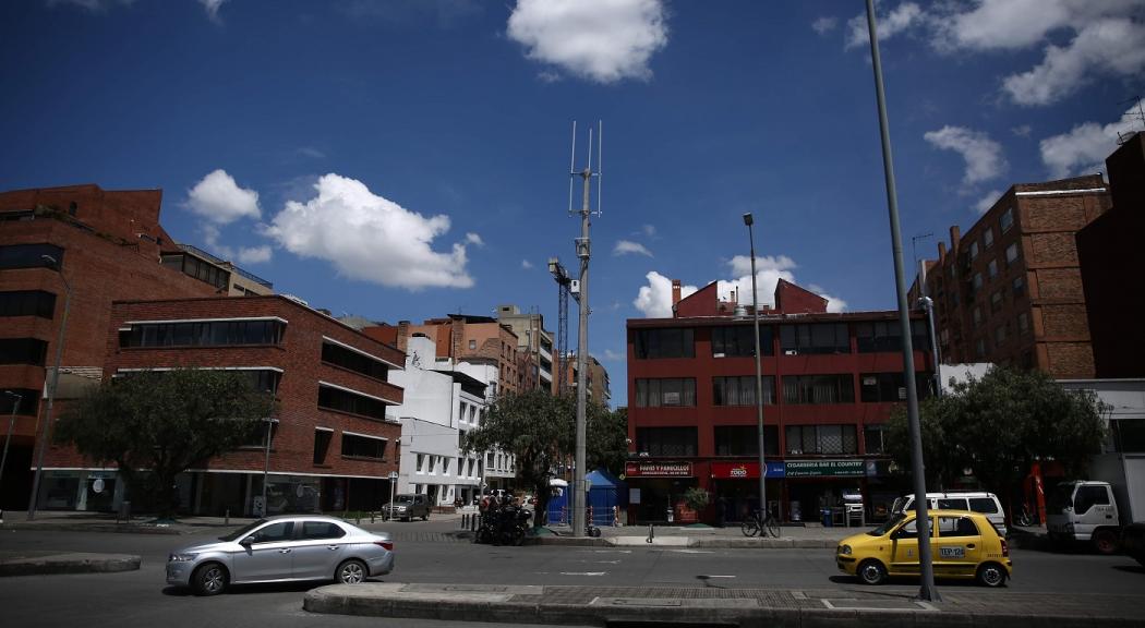 Desmonte antenas ilegales en espacio público