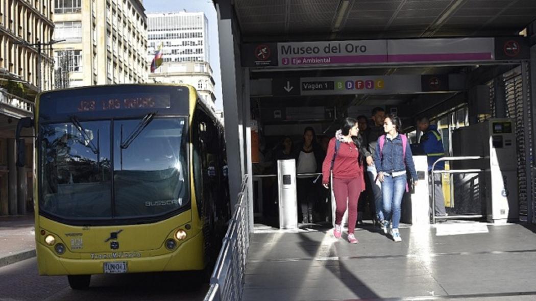 Estación de TransMilenio