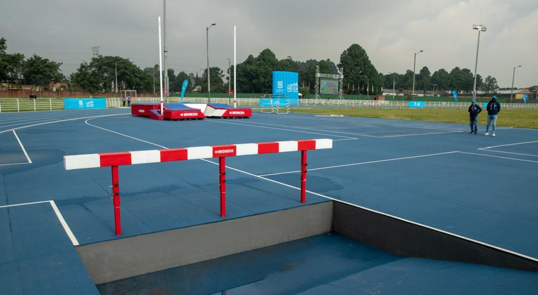 Pista de atletismo Unidad Deportiva El Salitre