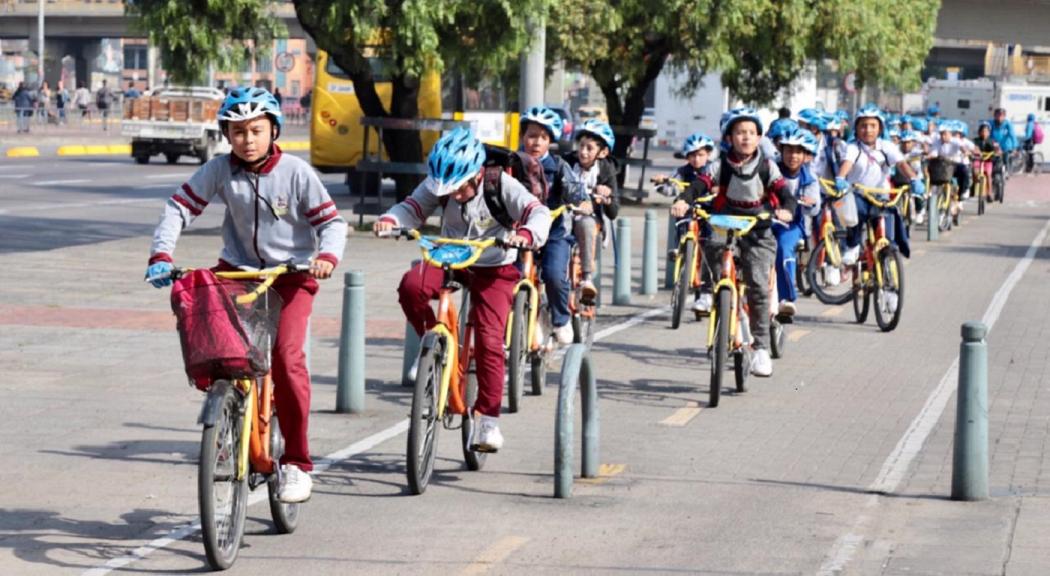 Ciudad Bolívar se une ‘Al Colegio en Bici’