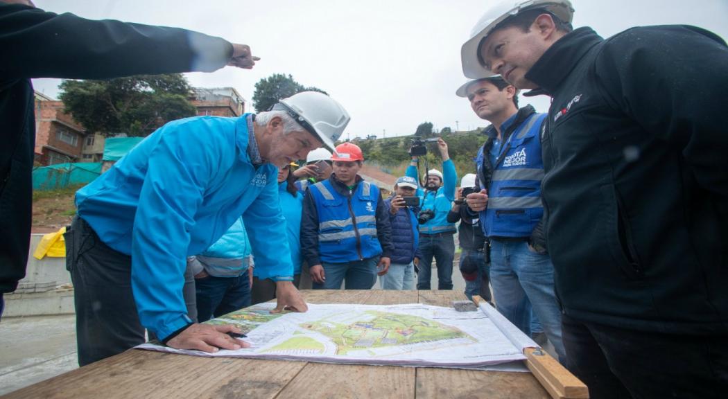 Peñalosa nominado entre los mejores 100 alcaldes del país