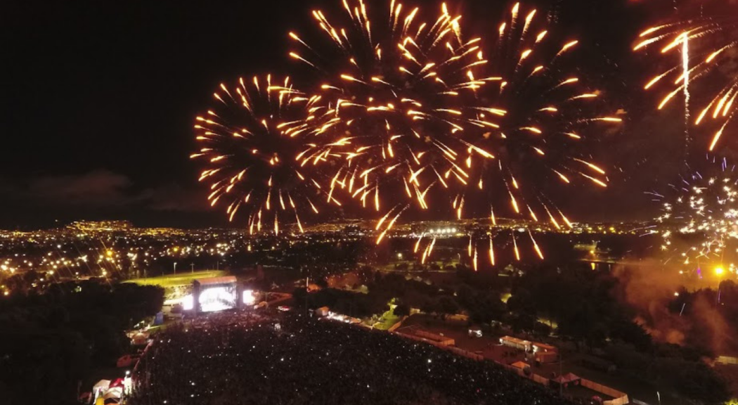 Aspecto del show pirotécnico de la versión 2018 del Festival de Verano.