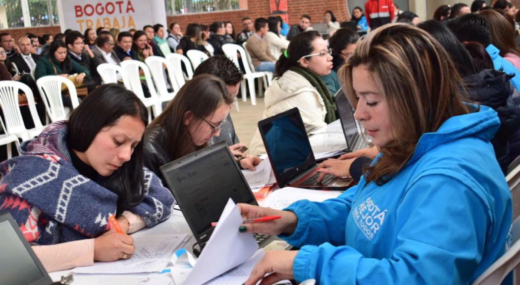 Convocatoria de empleo en Plaza de los Artesanos