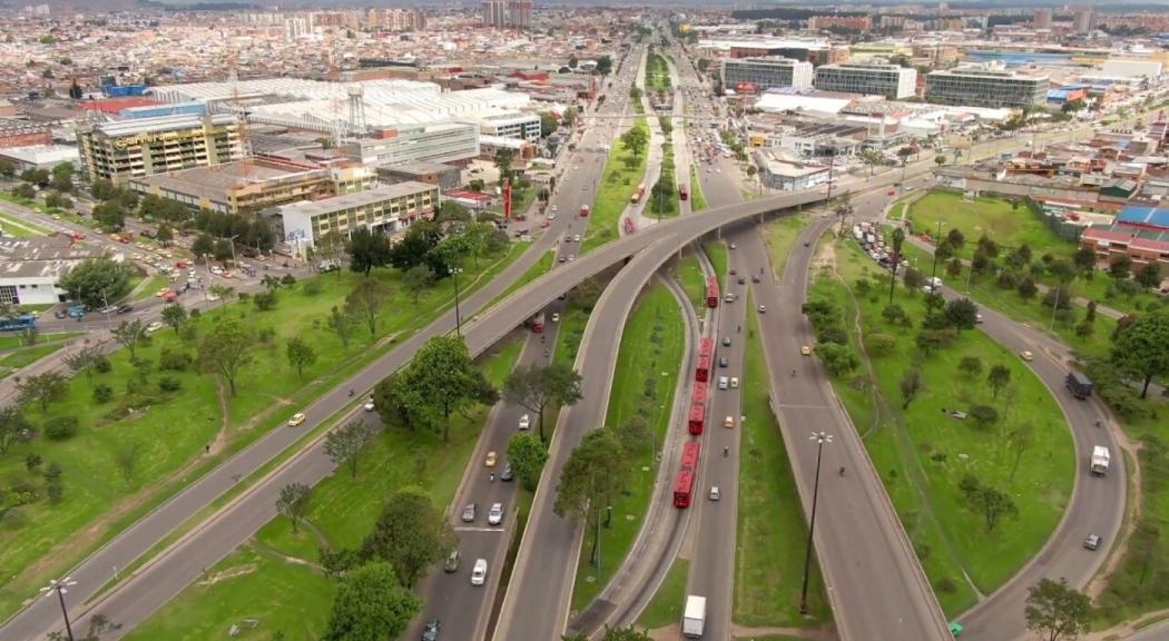 Toma panorámica de la calle 13.