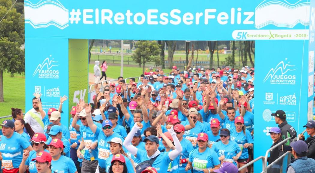 Aspecto de una carrera atlética con servidores públicos.