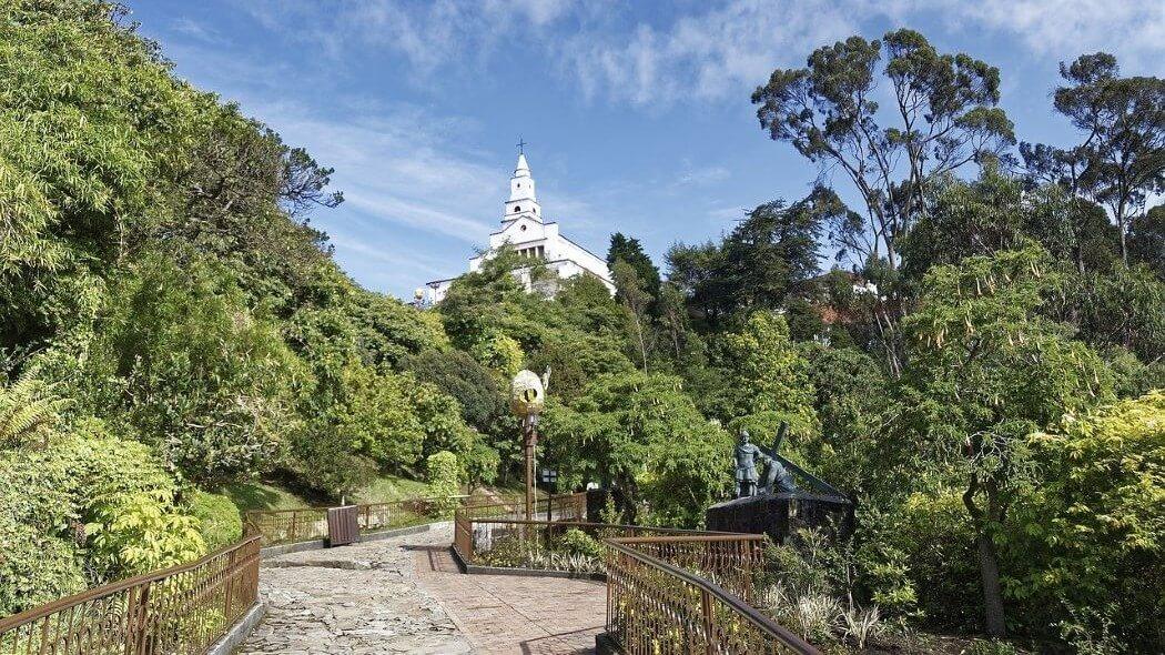 Sendero peatonal de Monserrate