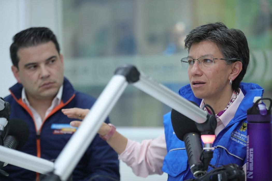 Claudia López anunciando el borrador del decreto de simulacro vital