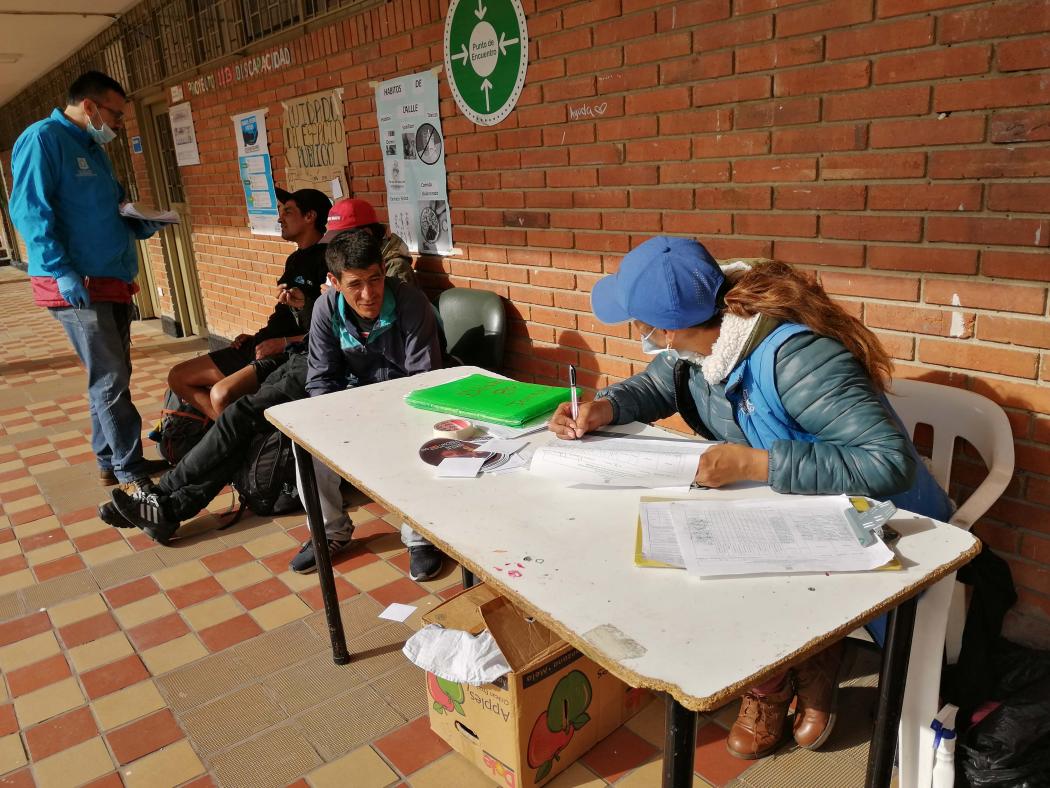 Servicios médicos e higiene para los ciudadanos habitantes de calle en Usaquén.