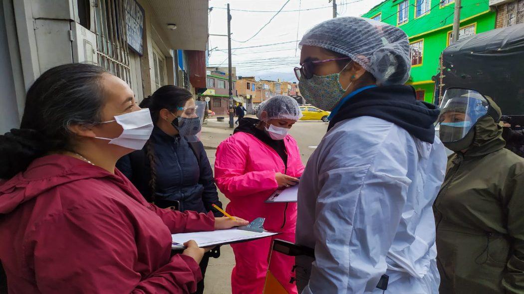 Tropa ETIS haciendo búsqueda activa de niños y niñas en riesgo de desnutrición. 