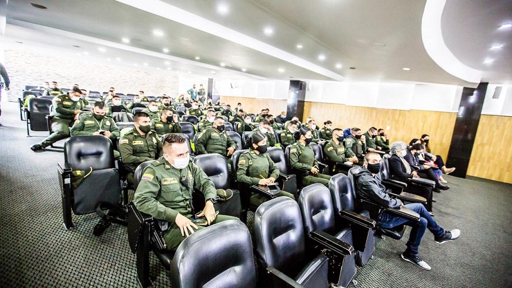 Secretaria de Gobierno capacita en Derechos Humanos a policías de Bogotá