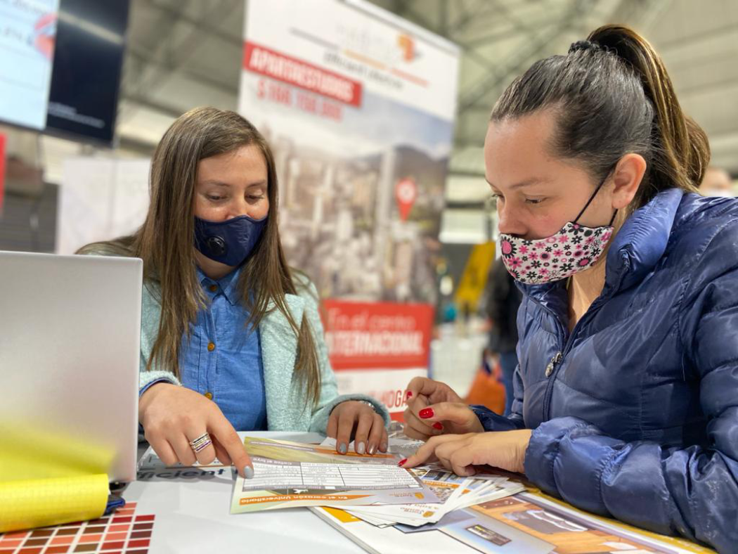 Más de 4.000 hogares visitaron la Feria de Vivienda para conocer la oferta distrital. Foto: Secretaría del Hábitat